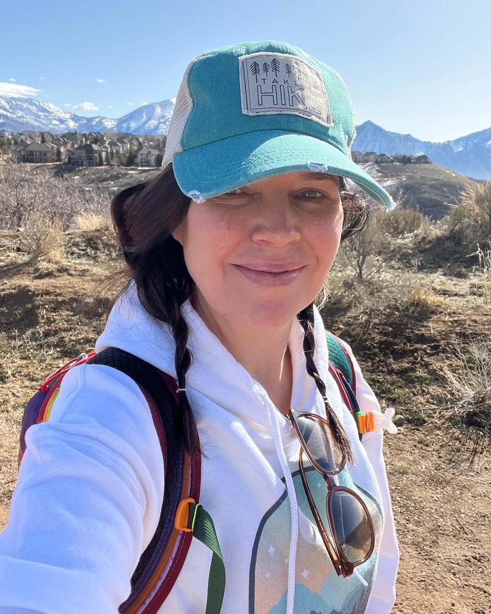 Rangersgal4's tweet photo. A nice little hike to #alientower. It was a beauty day to hit the trail. 🙌🏻 https://t.co/3s6DyWlOHv