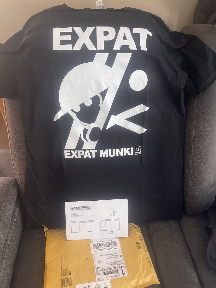 QUTEworks's tweet photo. Yes!!! Another one delivered . Fire!!! Sent from @HiBoostEric #expatmunki army rising. #hardgoods #nft #nftcollection https://t.co/wvlRbJaYkV https://t.co/AXfH9yskhs