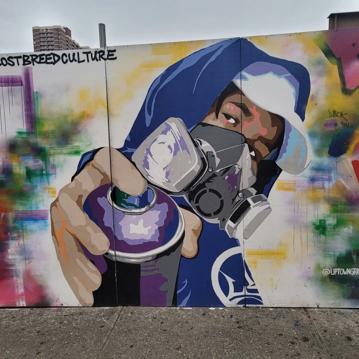 soulfoodscholar's tweet photo. Love these murals across the street from the #Harlem -125th Train Station! #grandscalemuralproject https://t.co/KgQQxAwr2L