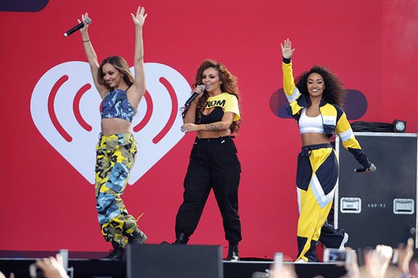 cloudleigh's tweet photo. Little Mix were done so wrong this day... https://t.co/U6VmcKGHhB