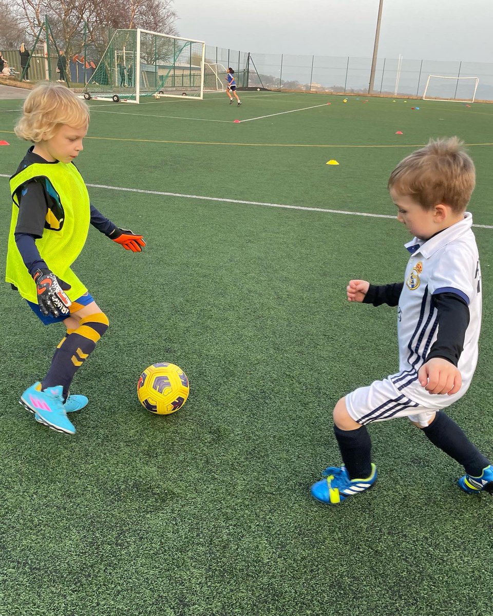 5Sportcoaching's tweet image. Spaces available on our @box2box_fa 8-11 Girls &amp;amp; U7’s mixed boys/girls programmes!⚽️

🎟Free taster sessions available

Membership includes:
✅ weekly development sessions with our UEFA &amp;amp; FA licensed coaches
✅ termly tournament programme
✅ termly awards

5sport.co.uk/book
