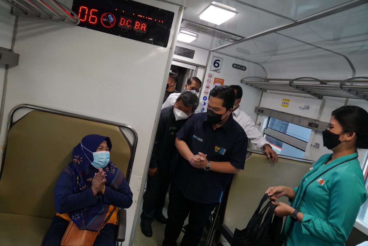 CassandraZahraa's tweet photo. @erickthohir mengatakan, kesamaan visi dari seluruh pemangku kepentingan di antaranya Kementerian/Lembaga, Pemerintah Daerah, hingga masyarakat sangat dibutuhkan untuk menghidupkan pariwisata daerah yang selama ini terdampak pandemi.
#DenganETMerdekaBerdaulat https://t.co/0QtmOXnpRs