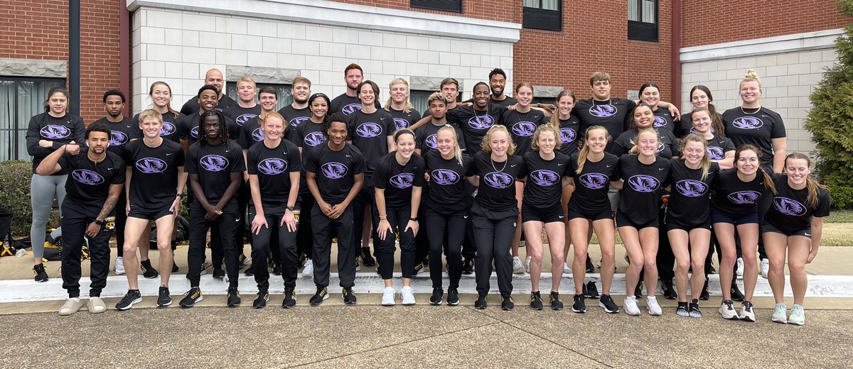 motxss's tweet photo. From COMO ➡️ Raleigh ➡️ Ole Miss 

The @MizzouTFXC family is #HansonStrong💜 this weekend, and always. Supporting pancreatic cancer awareness and all those impacted by the disease. https://t.co/A9RmaOfOhn