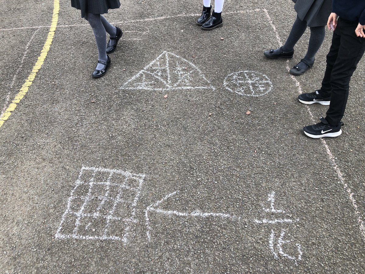 Mrs_Loves_Class's tweet photo. Lots of pictorial fractions in the playground with chalk today as part of our numeracy lesson in P3 @livivillagePS https://t.co/hncsvEJRL1
