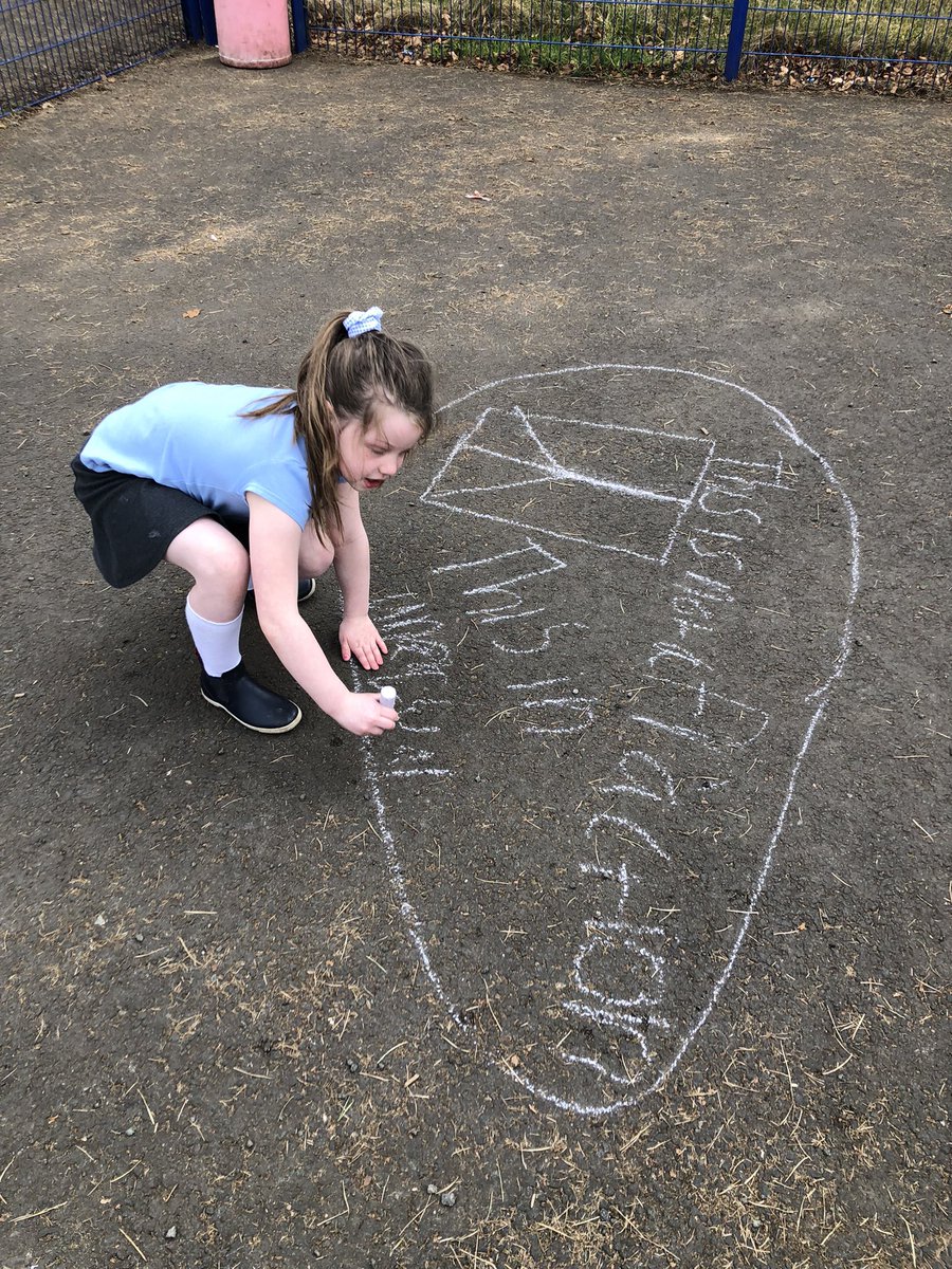 Mrs_Loves_Class's tweet photo. Lots of pictorial fractions in the playground with chalk today as part of our numeracy lesson in P3 @livivillagePS https://t.co/hncsvEJRL1