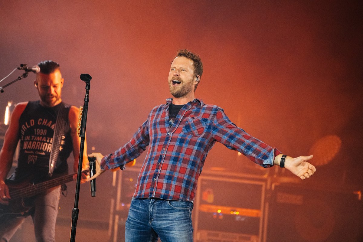 Beers on @DierksBentley 🍻 catch him at Pavilion at Montage on Saturday, August 13! Tickets are ON SALE NOW 🎫 👉 bit.ly/3quk0hg