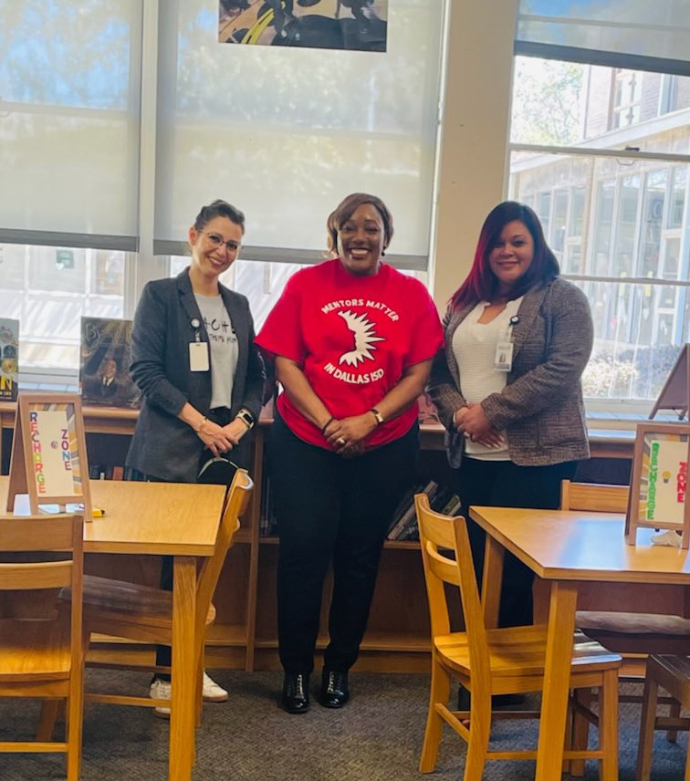 calvovv's tweet photo. Module 11B ✅  S.S. Conner and Edna Rowe shining bright with knowledge✨ one more Module to Complete the Reading Academies ☺️
#EarlyLearningDallasISD #ReadingAcademies #TransformingLiteracy @ReadBIGDallas #cohortleader @dallasschools @ICanReadDallas 📚 https://t.co/aJNa9Qc0vz