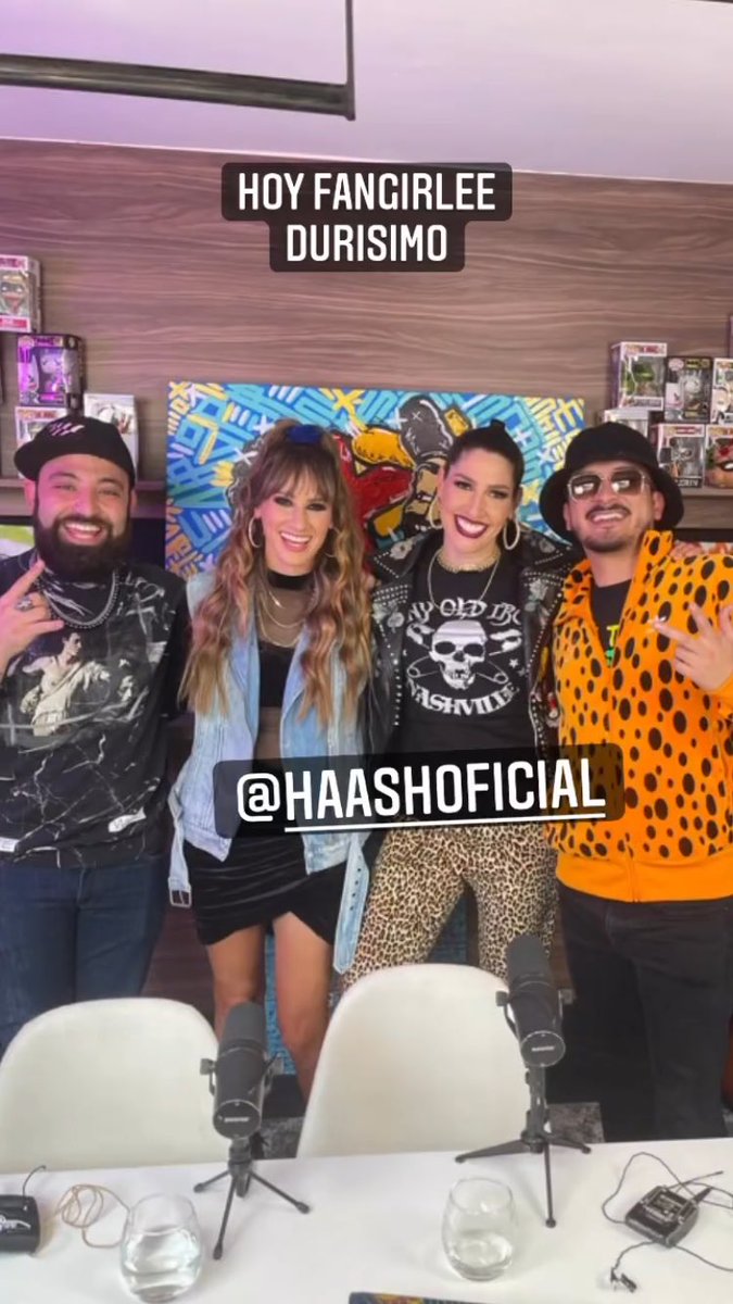 KPBRTJ's tweet photo. Khaaaa?!!! 
@GabyQS25 ya viste estoooo?!! 
Olvvvv nunca pensé que esto fuera a pasar 🤯 https://t.co/rtcGwic76Y