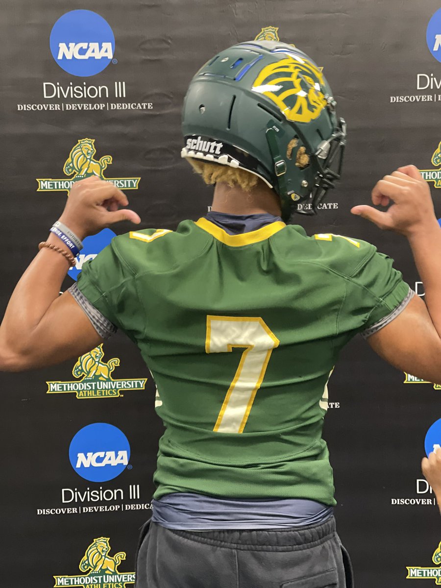 Donovan tweet media