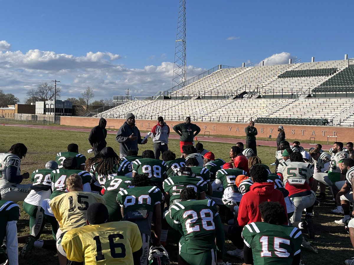 First day of pads in the book!!! Practice #4 was a success! #ValleyInMotion #MOBSquad