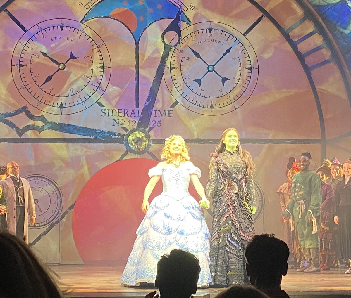 Clare Balding 💙 tweet media