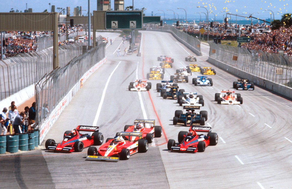 Automoblog's tweet photo. Another favorite in our #BookGarage series! In this book, author Jon Saltinstall paints a masterful picture of Niki Lauda’s approach to racing. #NikiLauda #Racing #Automoblog https://t.co/JuYqjziRTq https://t.co/ORHT3Pk9Sh