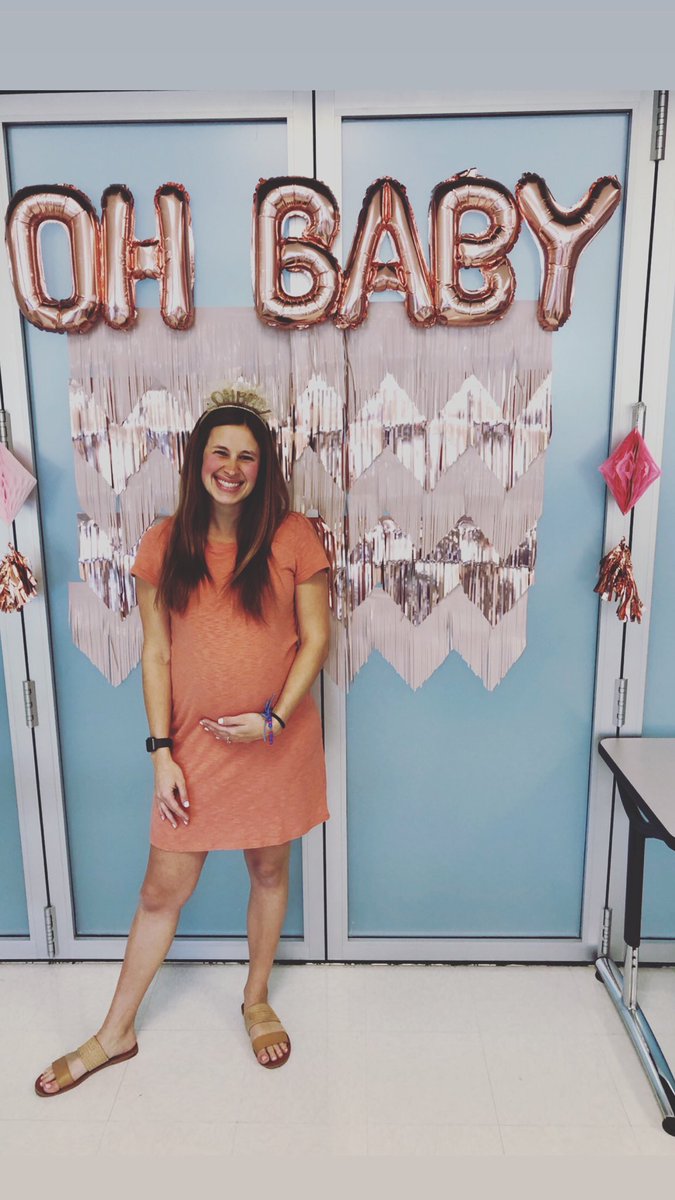 ashleyk_gray's tweet photo. Thankful for my work family at MVES who loved on sweet Kenley Grace today 💗 #7moreweeks https://t.co/ebkYzZTeCr