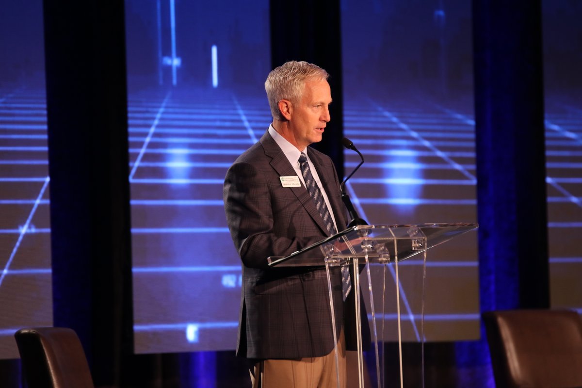 CassCountyElec's tweet image. So proud to be a presenting sponsor for the #MidwestSummit this morning! It was a remarkable opportunity to hear from regional economics, industry, and commerce experts! Thank you, @FMWFChamber, for facilitating opportunities for local business leaders to learn and connect!