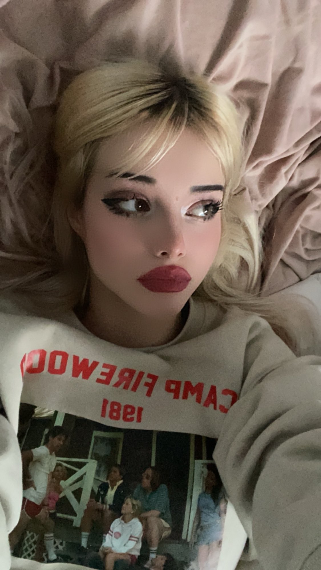 Lauren Burch♡ on Twitter: "Sleepy https://t.co/iVL2hofH2V" / Twitter