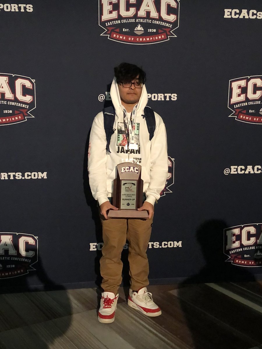 NJCUeSports's tweet photo. We went to our first #hvgamercon last weekend, and it was a blast!
@MrJDCase was a panelist on How to Be Recruited as An Esports Athlete!
@HydraSoryu finished as a Runner Up in the Smash Grand Finals!
Thank you @ECAC_Esports
for having us!
๐ธ: @chaseneukam @ECAC_Esports https://t.co/lBxYUPSkpb