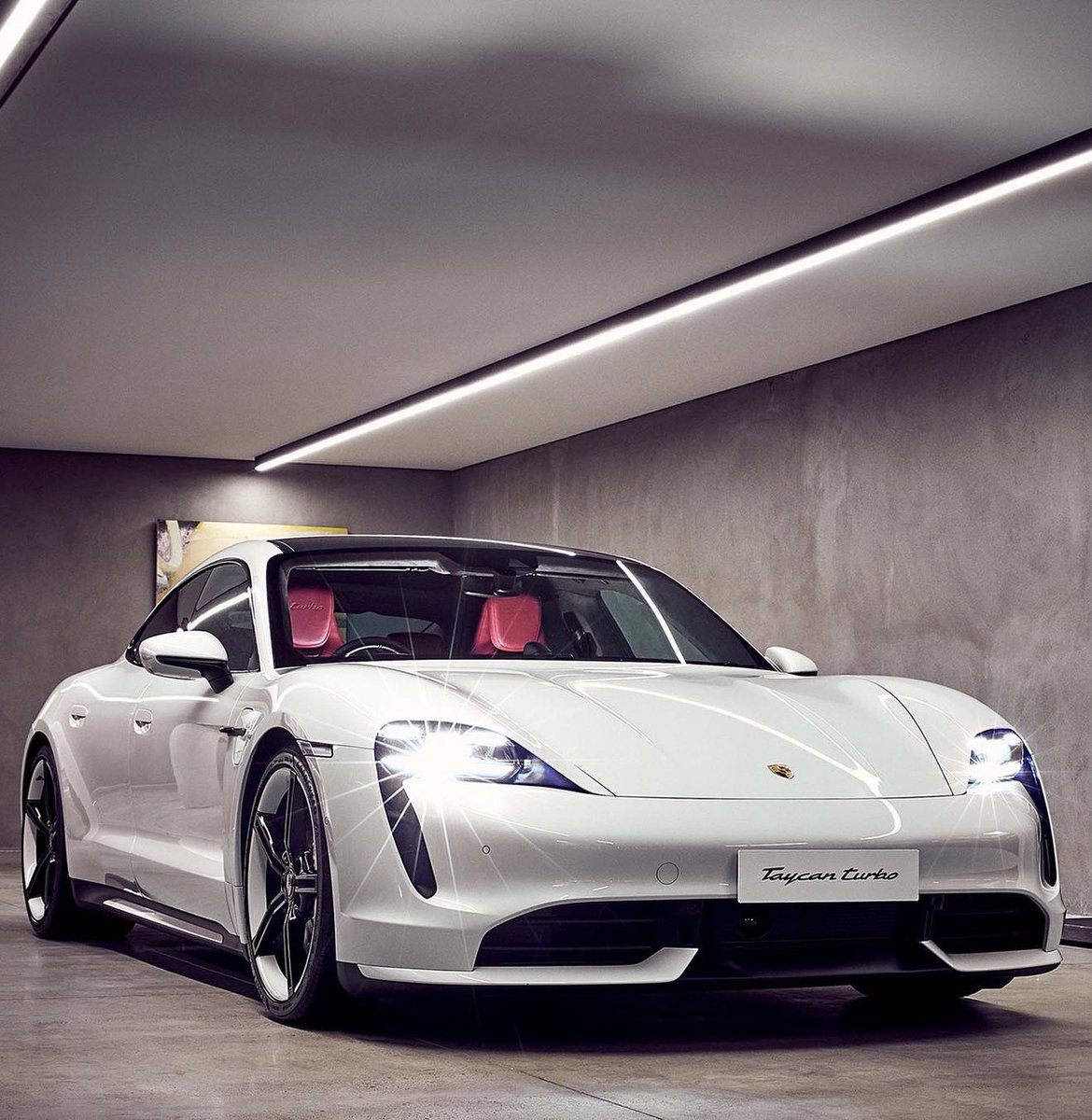 PorscheAus's tweet photo. Porsche is pleased to partner with @biancaspender for the marquee runway show at this year’s @AusFashionWeek. The show will open #AAFW at Carriageworks, Sydney, 9am Monday 9 May 2022 and will also be live streamed at https://t.co/k3bQ8cBQne.
#PorscheAustralia #WomanWithDrive https://t.co/IRwWWqsdgg