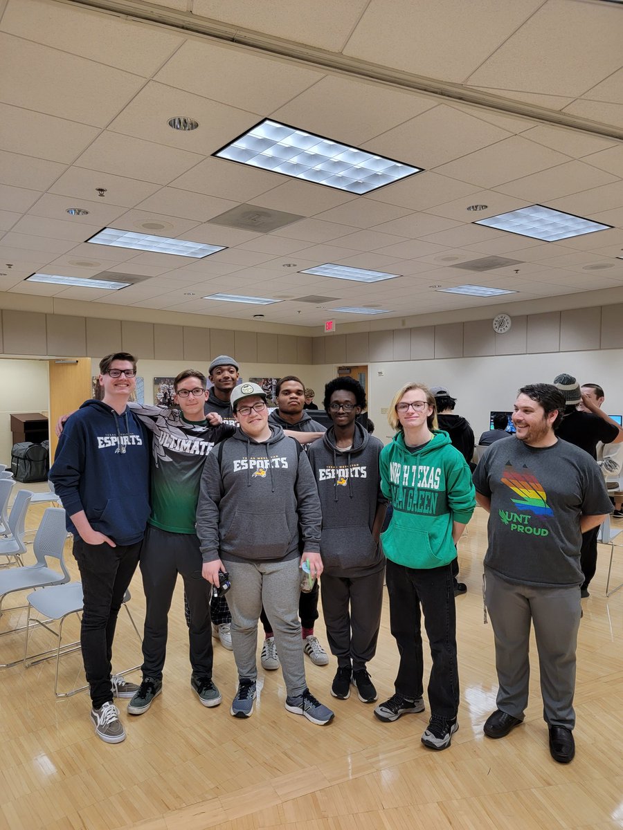 Last night's Greenlight was one for the books, thank you to our good friends from <a href="/txwes_esports/">TXWES Esports & Gaming</a> for coming out &amp; playing with us, we had the best time!! 💚💚💚