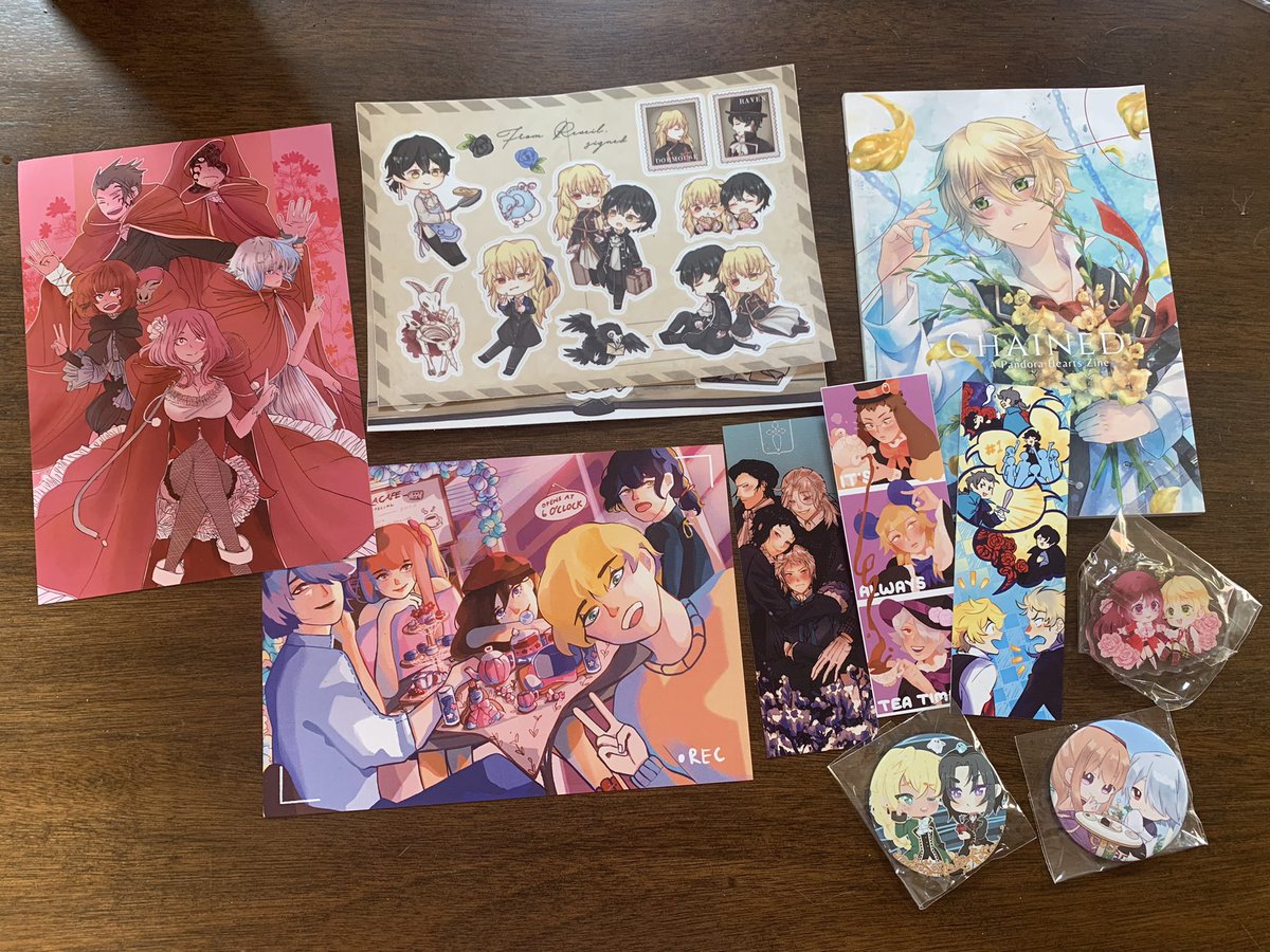 its here! 💫 thank you thank you thank you <a href="/PandoraZine/">CHAINED - Pandora Hearts Zine @ post-leftovers✨</a> and all of the amazing contributing artists!! it was worth the wait!!