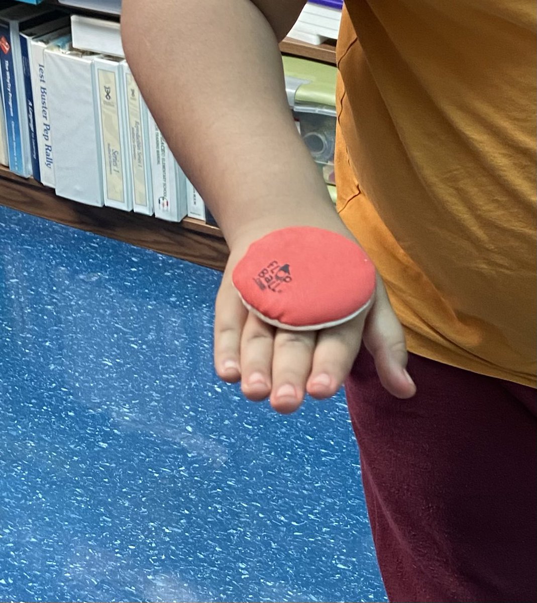 counselorspain's tweet image. If you missed @MSCA_MD conference check out @FlowCircus one of the vendors. My kids love using this tool.  It is nice seeing their smiles when they accomplish flipping the flop ball. SC’s work w/students daily to give them strategies for life. #KnowTheRole