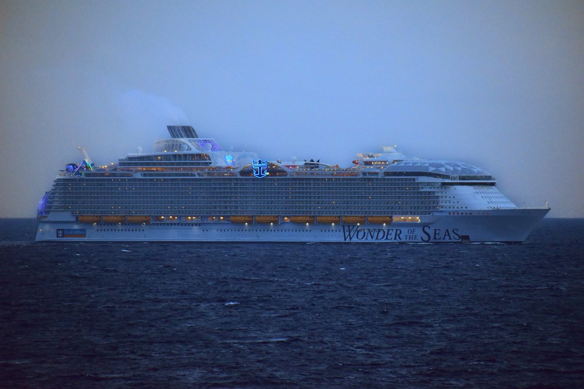 Chris Robeson tweet media