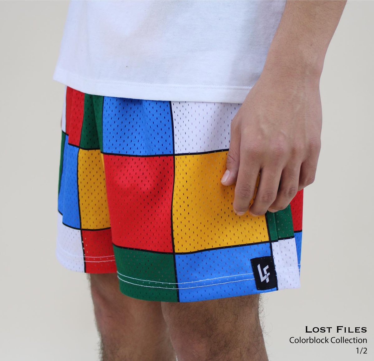lostfiles0's tweet photo. Colorblock Collection will be releasing for week 3 on March 31 at 8pm ET on https://t.co/IQjw92TID5

More pictures and info will be posted next week! https://t.co/EbR0yqugZM