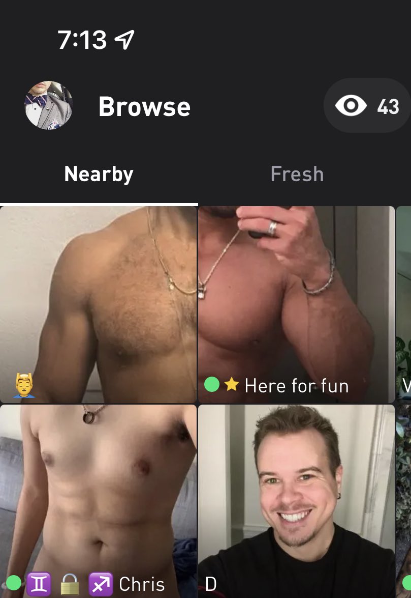 BestGayOF's tweet photo. @DavidADC Thought the same thing of these 2 ���🏼 (even the necklace matches) https://t.co/YfxNrhY1mF