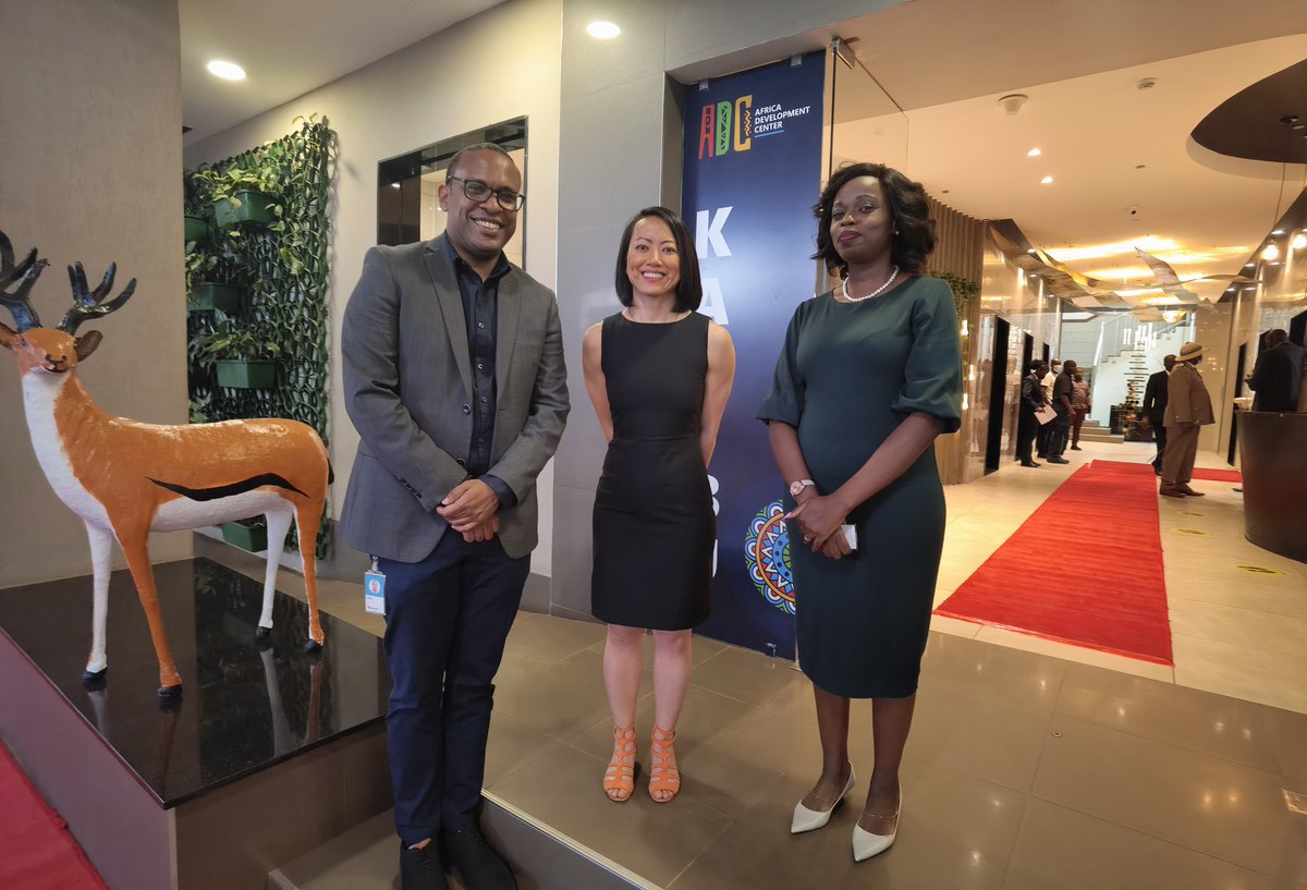 mucheru's tweet photo. Congratulations to Microsoft on the Africa Development Centre launched by H.E. President Uhuru Kenyatta #Africa2theWorld @Microsoftke @Microsoft @MoICTKenya @StateHouseKenya https://t.co/dGzud0Dw47