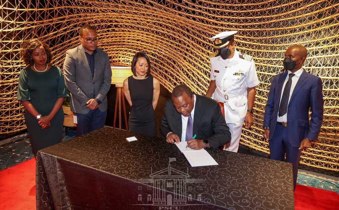 mucheru's tweet photo. Congratulations to Microsoft on the Africa Development Centre launched by H.E. President Uhuru Kenyatta #Africa2theWorld @Microsoftke @Microsoft @MoICTKenya @StateHouseKenya https://t.co/dGzud0Dw47