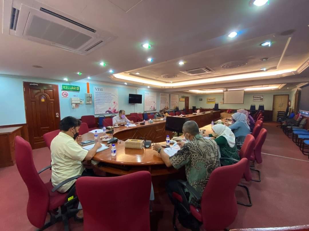 24/03/2022 (Khamis)
Telah berlangsung Mesy. Bhg. Bangunan, JKR Machang Bil. 1/2022 di Bilik Gerakan JKR Machang bagi mengurus dan menyelaras  tugas2 dan projek2 pembangunan agar berjalan lancar dan sempurna.  
'Together We Deliver'

<a href="/MachangJkr/">JKR Machang</a>