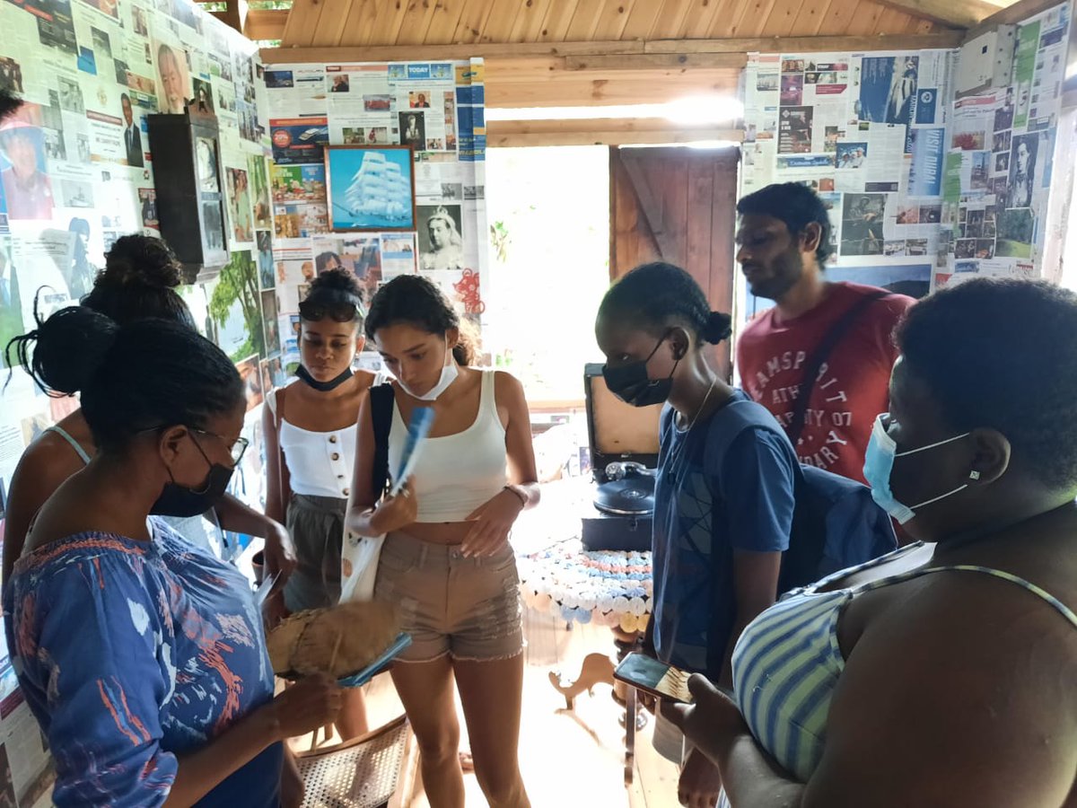 UniofSeychelles's tweet photo. They really enjoyed the tour and observing the many natural resources that have traditionally been used in the Creole households as well as the plants around the homes. https://t.co/npGUY3mgxs