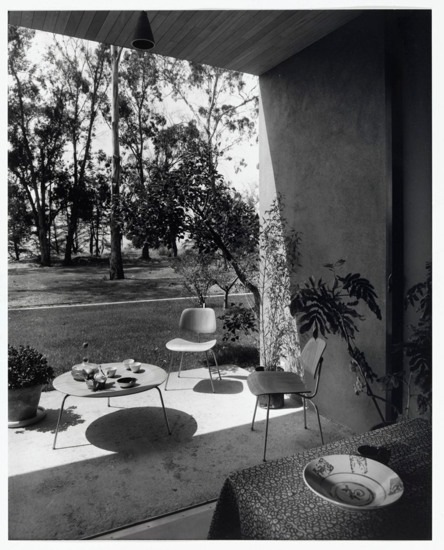 andreaparga7's tweet image. CSH9. The Entenza House. California, 1950. Eames Architects. Ph. Julius Shulman. Source: The Getty Research Institute  eamesoffice.com/the-work/case-… #eames #homes #casestudyhouse #californiahomes #visual #visualclues #architecture #modernarchitecture #photography #bn #photoexploratory
