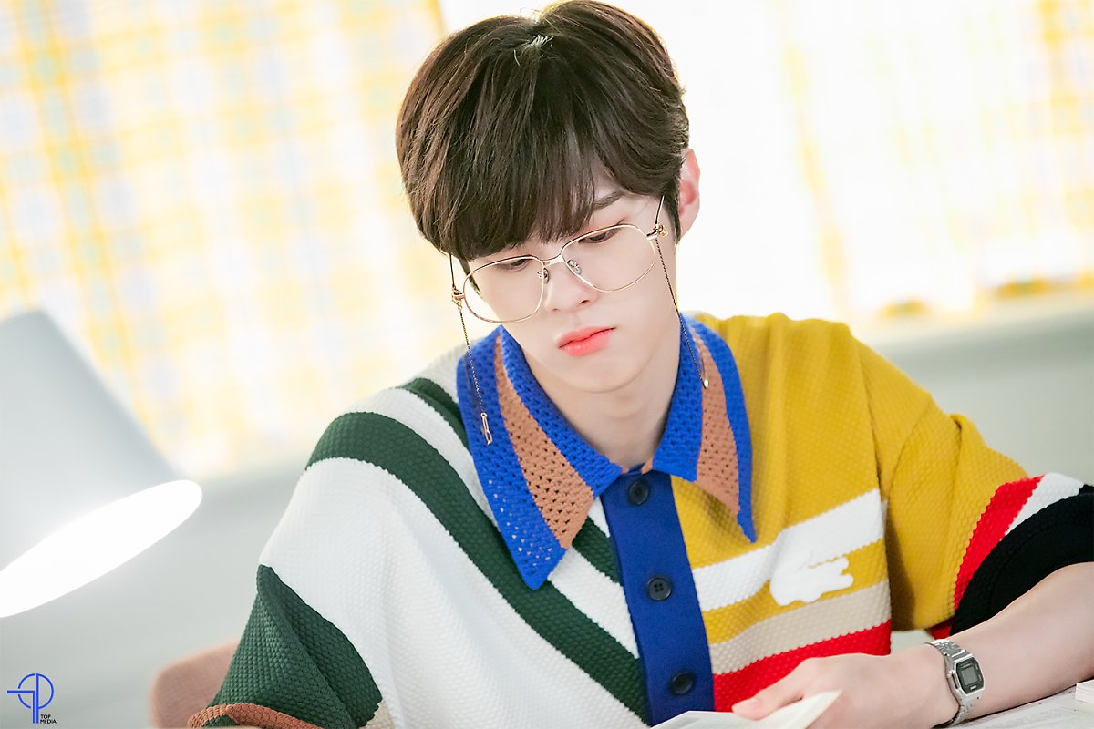 kwsbot's tweet photo. #김우석 #KIMWOOSEOK #WOOSEOK https://t.co/IzOd5jYElm