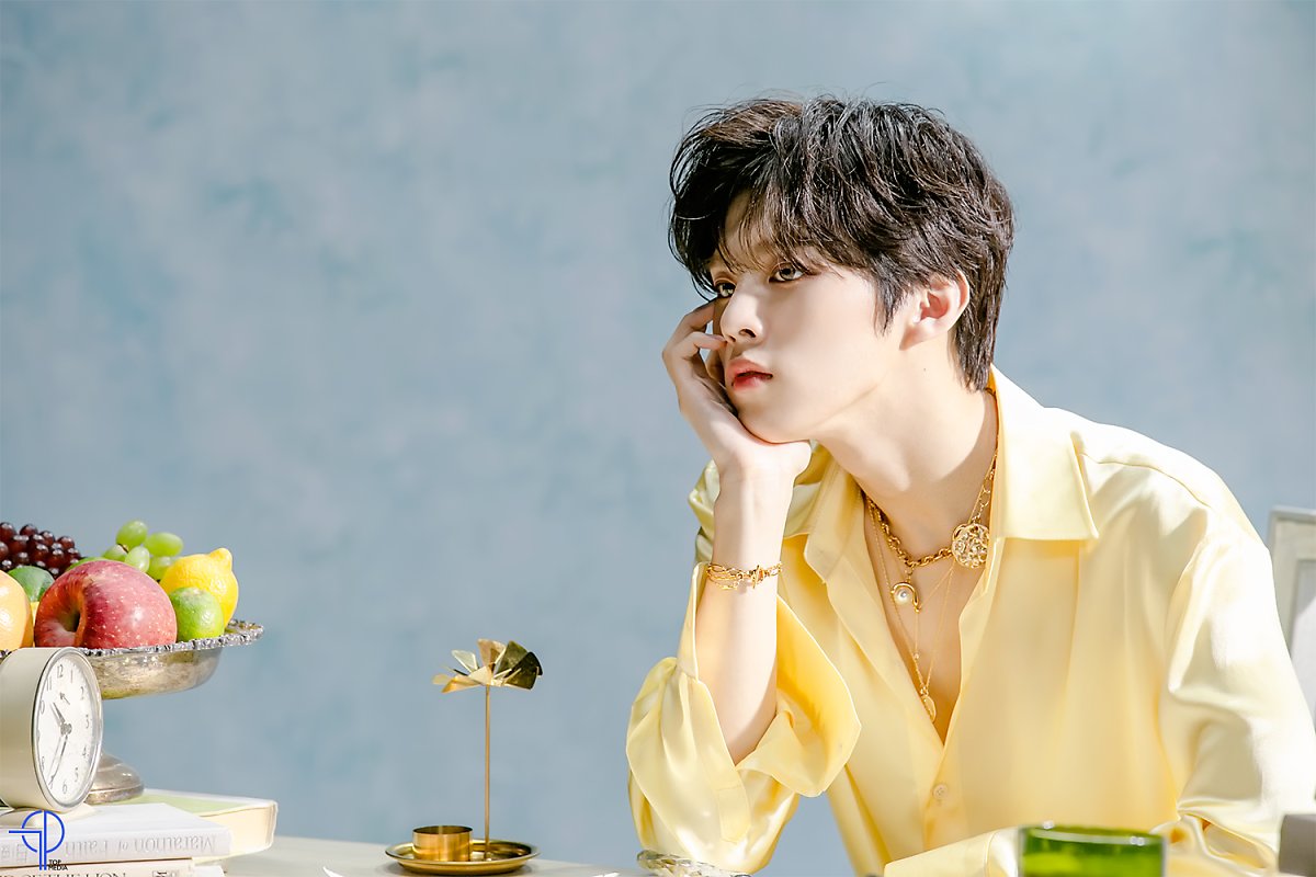 kwsbot's tweet photo. #김우석 #KIMWOOSEOK #WOOSEOK https://t.co/NwQjVTSYjI