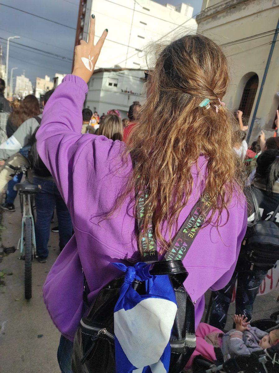 LuJouli's tweet photo. Hoy salimos a las calles a recordar a les 30.400 compañeres que reivindicamos en cada en cada tarea.
Siempre presentes, hasta que el mundo justo que soñaron y por el que lucharon, sea una realidad ✊💜
#24DeMarzo
#NuncaMasEsNuncaMas
#NuncaMas
#FMINuncaMas
#PorUnaPatriaSoberana https://t.co/a7tDZwzCX9