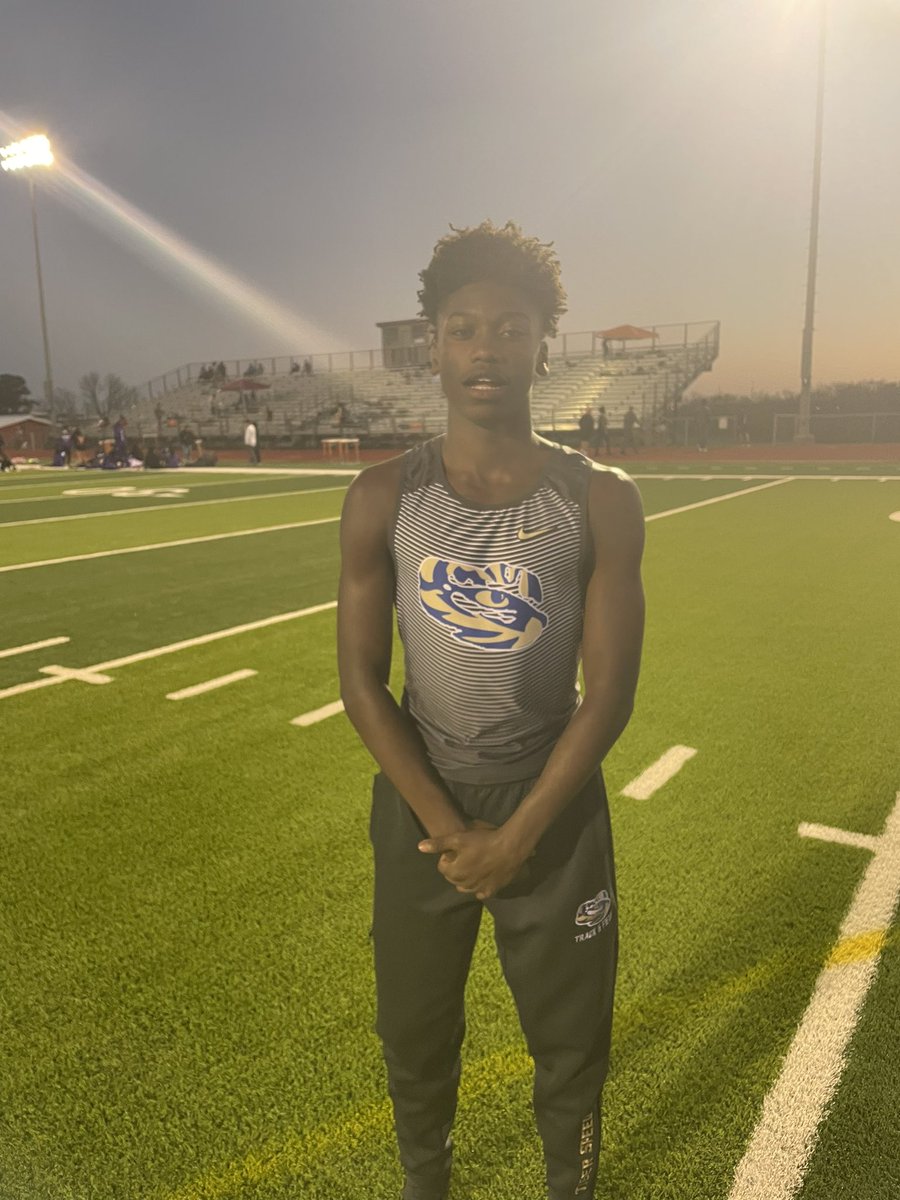 Tim Grice gets 🏅 at Caldwell in 200m