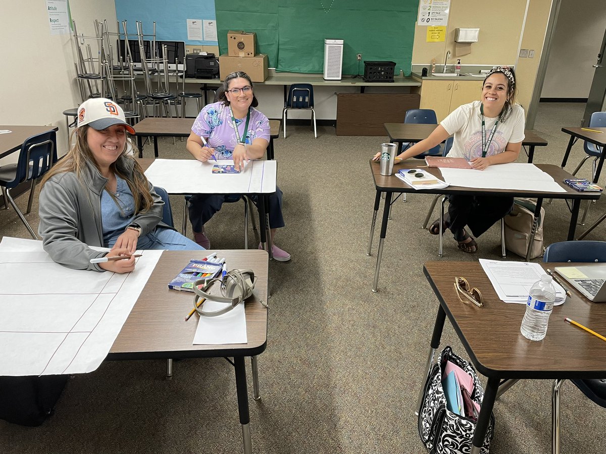 Tanya Long CVUSD (@tanya_h_long) on Twitter photo GLAD make it and take it with <a href="/GreenfieldCVUSD/">Greenfield Middle</a> teachers after school today. #ELD #projectGLAD GLAD make it and take it with <a href="/GreenfieldCVUSD/">Greenfield Middle</a> teachers after school today. #ELD #projectGLAD