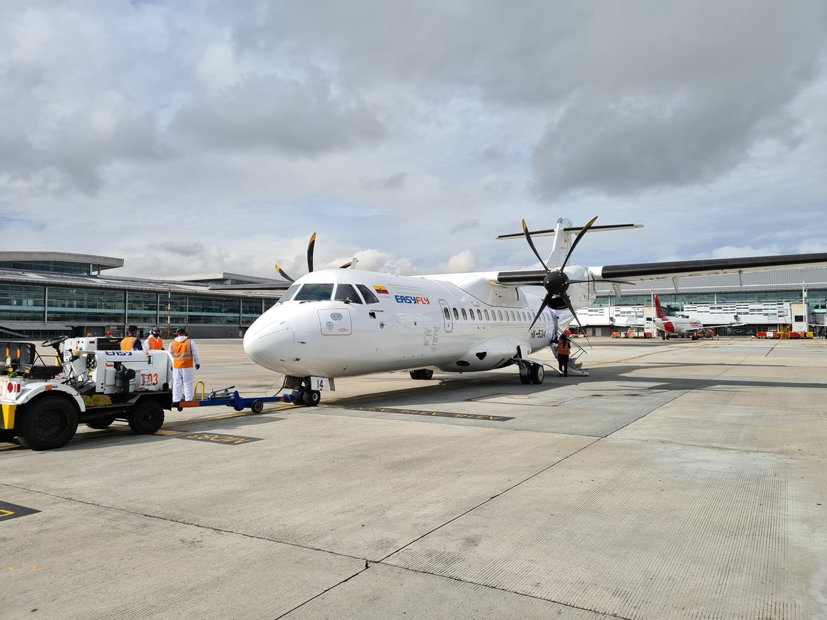 Easyfly le apuesta a la conectividad de Antioquia con la Costa Caribe y la Costa Pacífica

Más información en: aeroermo.com/home/easyfly-l…

#AeroErmo #Easyfly #NuevaRuta #Medellin #Tofu #Caribe #Pacifico #Colombia 
@EasyflyVuelos