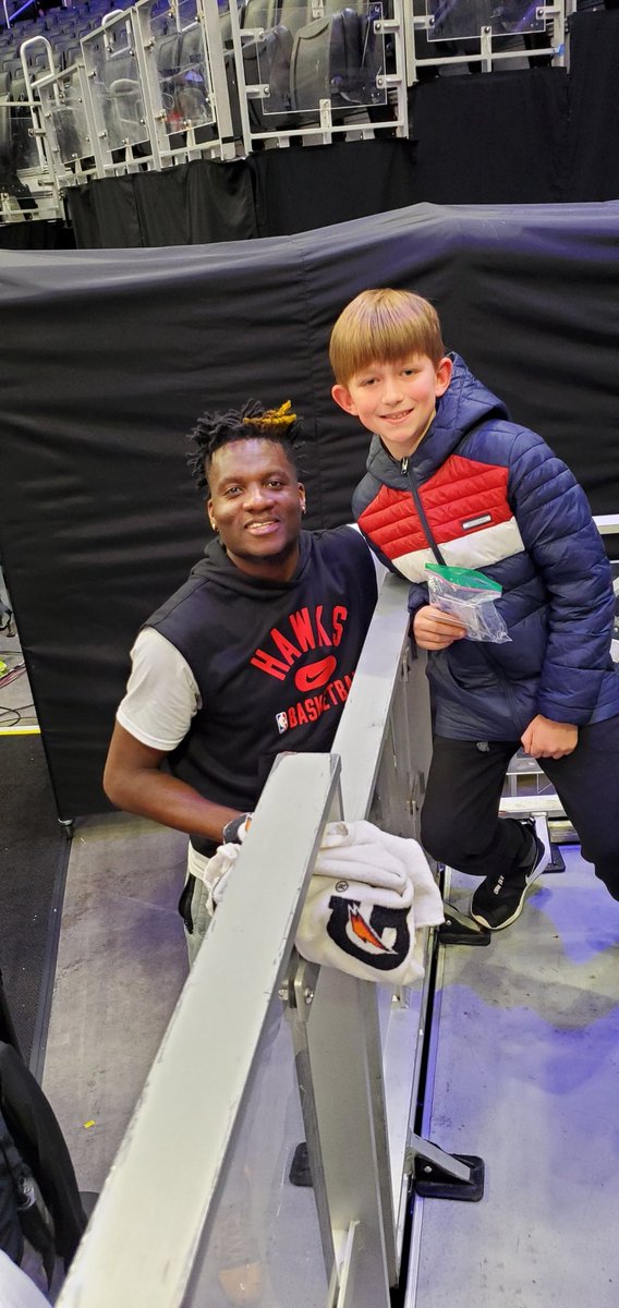 VDBFranck's tweet photo. @CapelaClint Thanks Clint, Keep Going Strong, Pour Chalons😉 https://t.co/5kKpNAQzN7