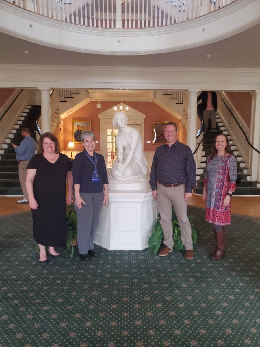 Today is Love Your Longwood Day! Shine your LUSLIB spirit and help us raise money for our program. We have a donation campaign we hope you will support:love.longwood.edu/organizations/… From those who donate, four lucky winners will get one of us as a volunteer in your library for the day!