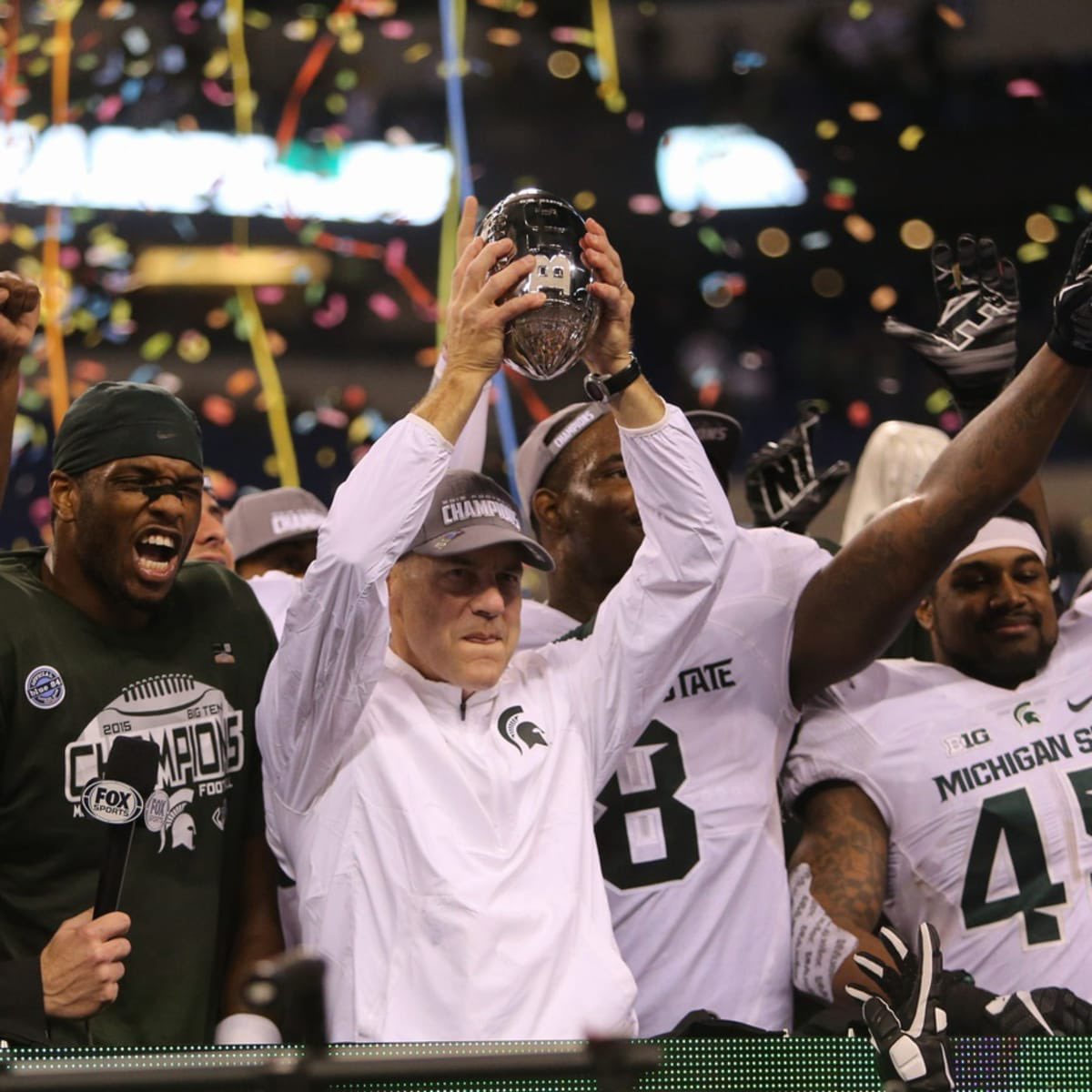 Sheehan_Sports's tweet photo. MSU remains the only Big Ten school to appear in a Final Four and College Football Playoff in the same calendar year. 

#GoGreen https://t.co/sWc5jMURAd