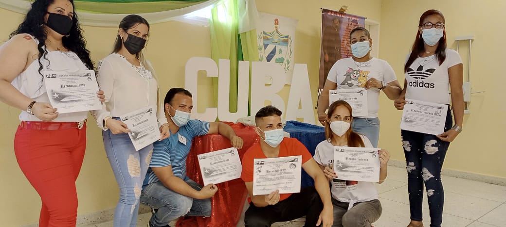 Hoy se realizó el Activo Juvenil de base en <a href="/olivos_cdi/">CDI Los Olivos</a>  ,<a href="/CATCuboR/">CAT Cubo Rojo</a> , @291Ud y Centro oftalmólogico; estuvieron presentes <a href="/altunaga_perez/">Esthet Perez altunaga</a> , Jefa del GTE, y el Jurídico del estado, Lic Osmar Peña Rodríguez. <a href="/cubacooperaven/">Brigada Médica Cubana en Venezuela</a> <a href="/AdanVillavicen5/">Adan Villavicencio Guzmán</a> <a href="/KeylerING/">Keyler</a> @CabaletIxchel