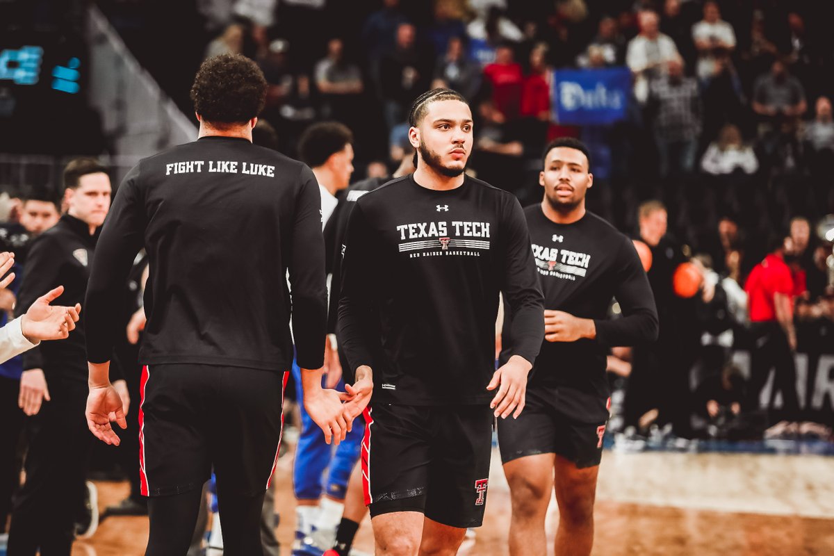 TexasTechMBB's tweet photo. Seize the moment https://t.co/e6xH08GkbO