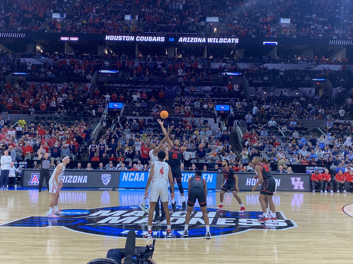 James_Mueller19's tweet photo. The ball is tipped and we are underway #MarchMadness  #Sweet16 #UHvsArizona https://t.co/EoysJSjJbU