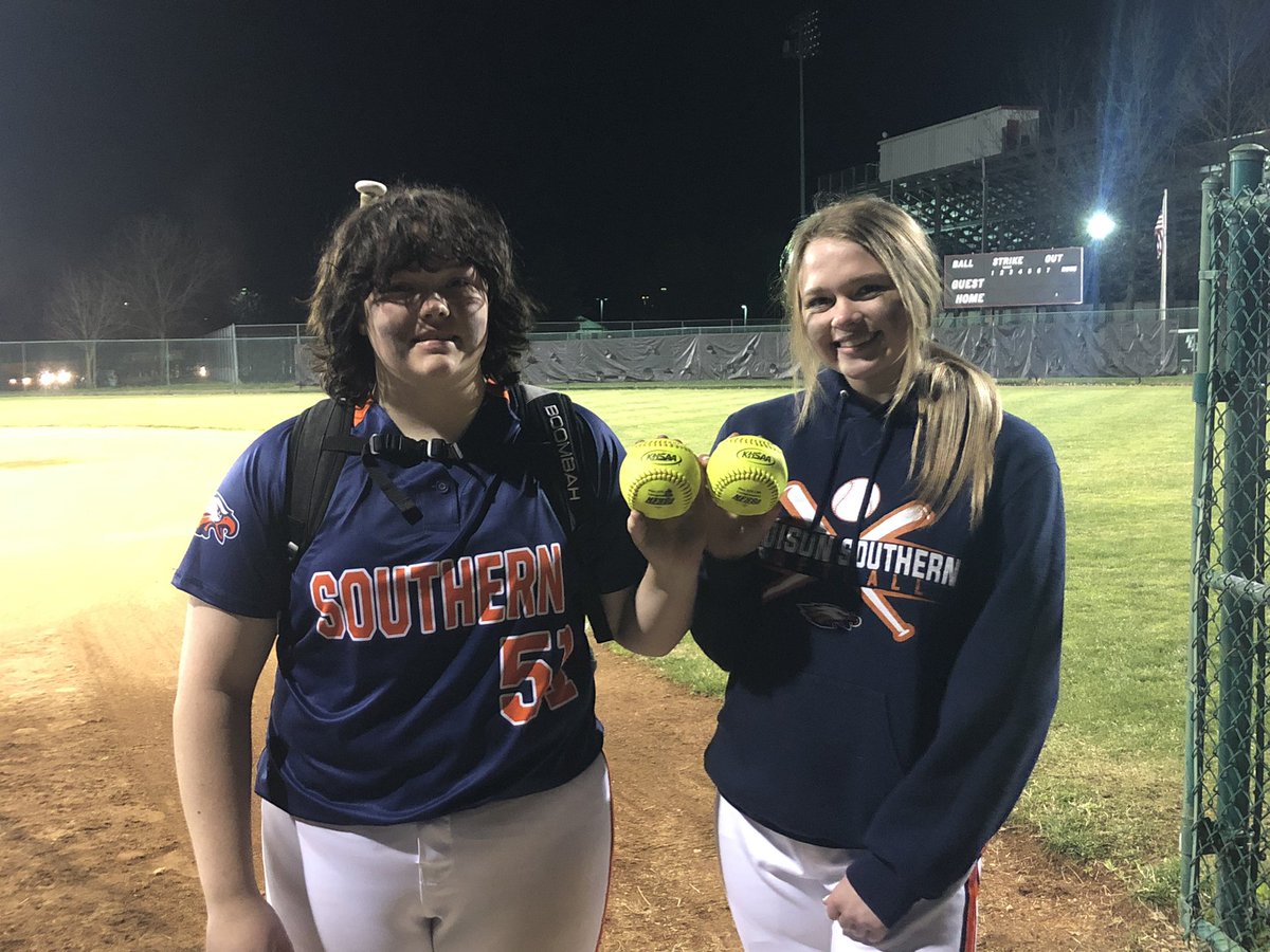 MSHSSoftball1's tweet image. Starting the season off great with a win against Dunbar 10-6!! Shoutout to both Abby Dees and Kaylee Goss who got their first home runs of the season!! 🥎🦅