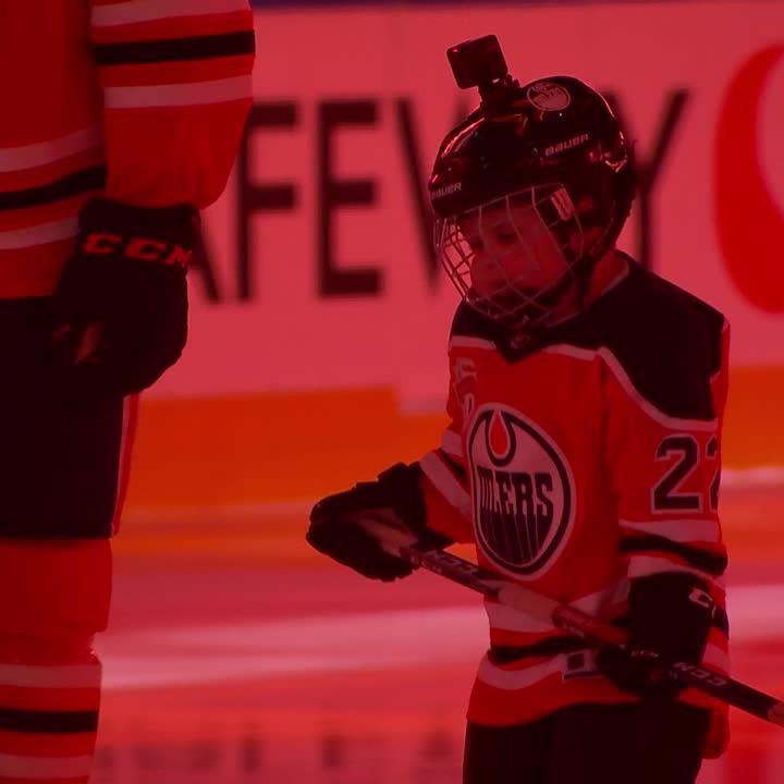 5-year-old boy battling brain cancer steals Edmonton Oilers' show (VIDEO)