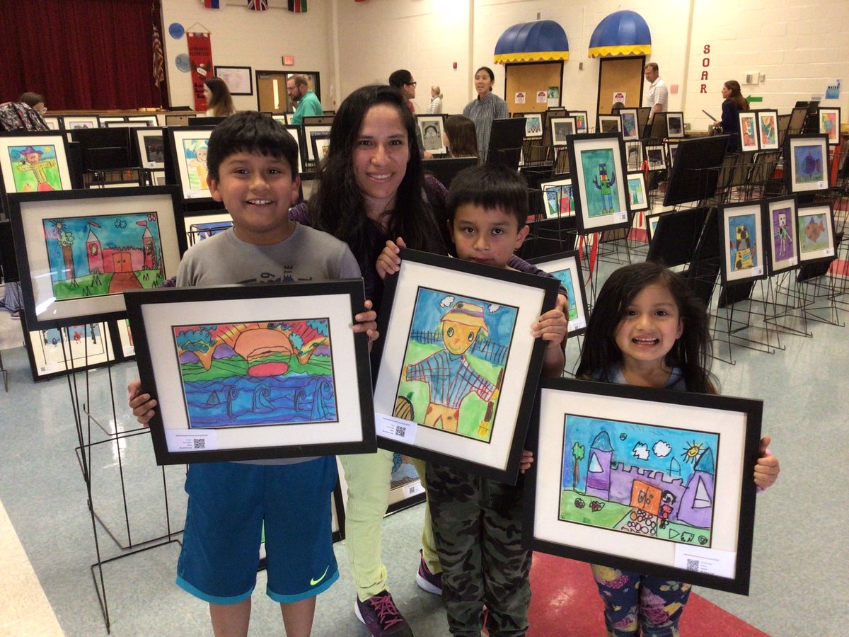 ARTwMrsNail's tweet photo. To say our AES Art Show was a success would be an understatement! My heart is so full from seeing these proud kiddos share their awesome artwork tonight! @cel578 @Alpharetta_ES @ArtsFCS #yam2022 @ArtomeArtShows https://t.co/m9RHObPA7I