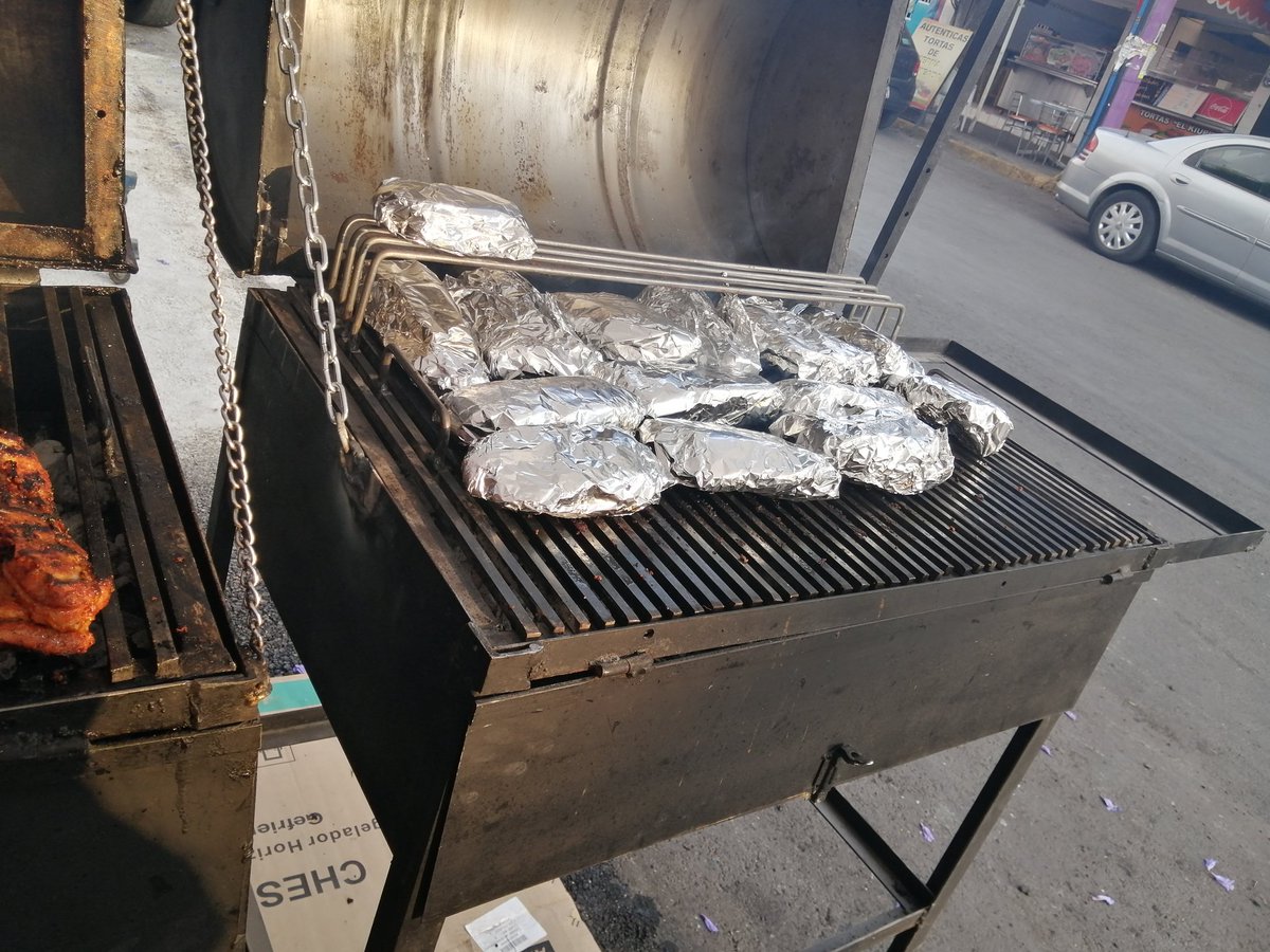 postreSWings tweet media