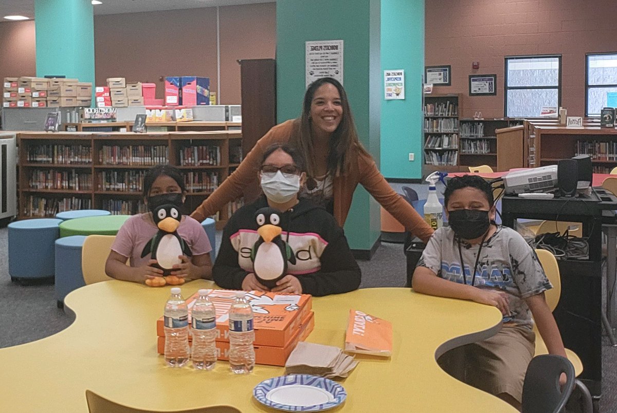 DeAnza3's tweet photo. We are so proud of these winners of the STMath Spring Break challenge! These students put in the hard work on their own time. Completing over 300 puzzles. #GESD #STMath #Dpvils https://t.co/DWapTAPcMe