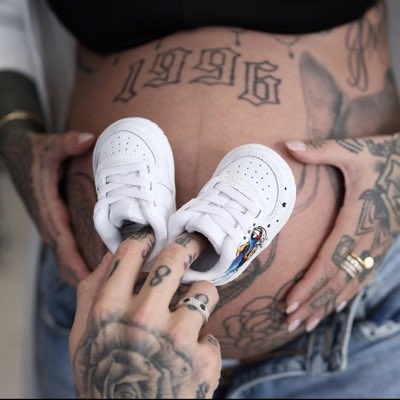 EnticinglyInkd's tweet photo. #Peanuts first pair of shoes!! https://t.co/9ci2pD2rBD